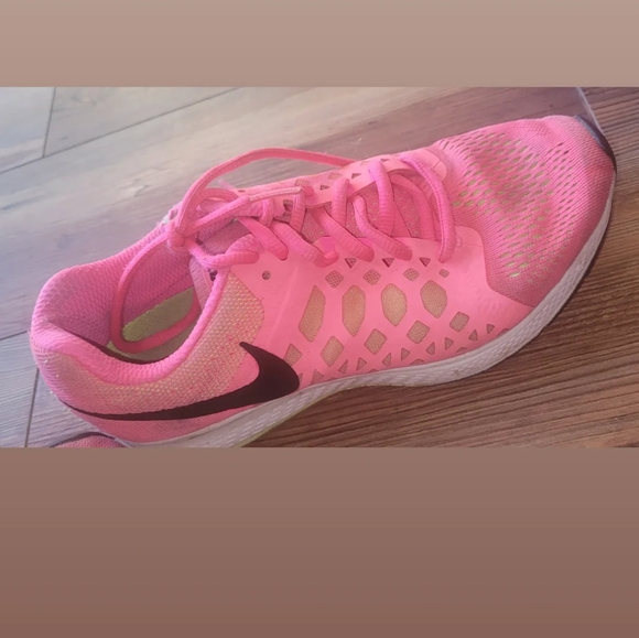 Mile Pegasus 31 size 8 - Picture 1 of 10